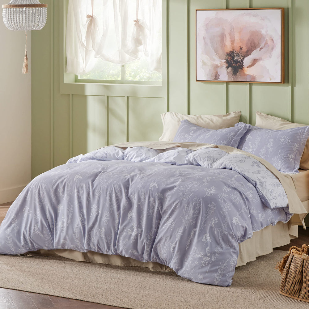 Bedsure face unie lavande affichant un style sobre et facile à assortir