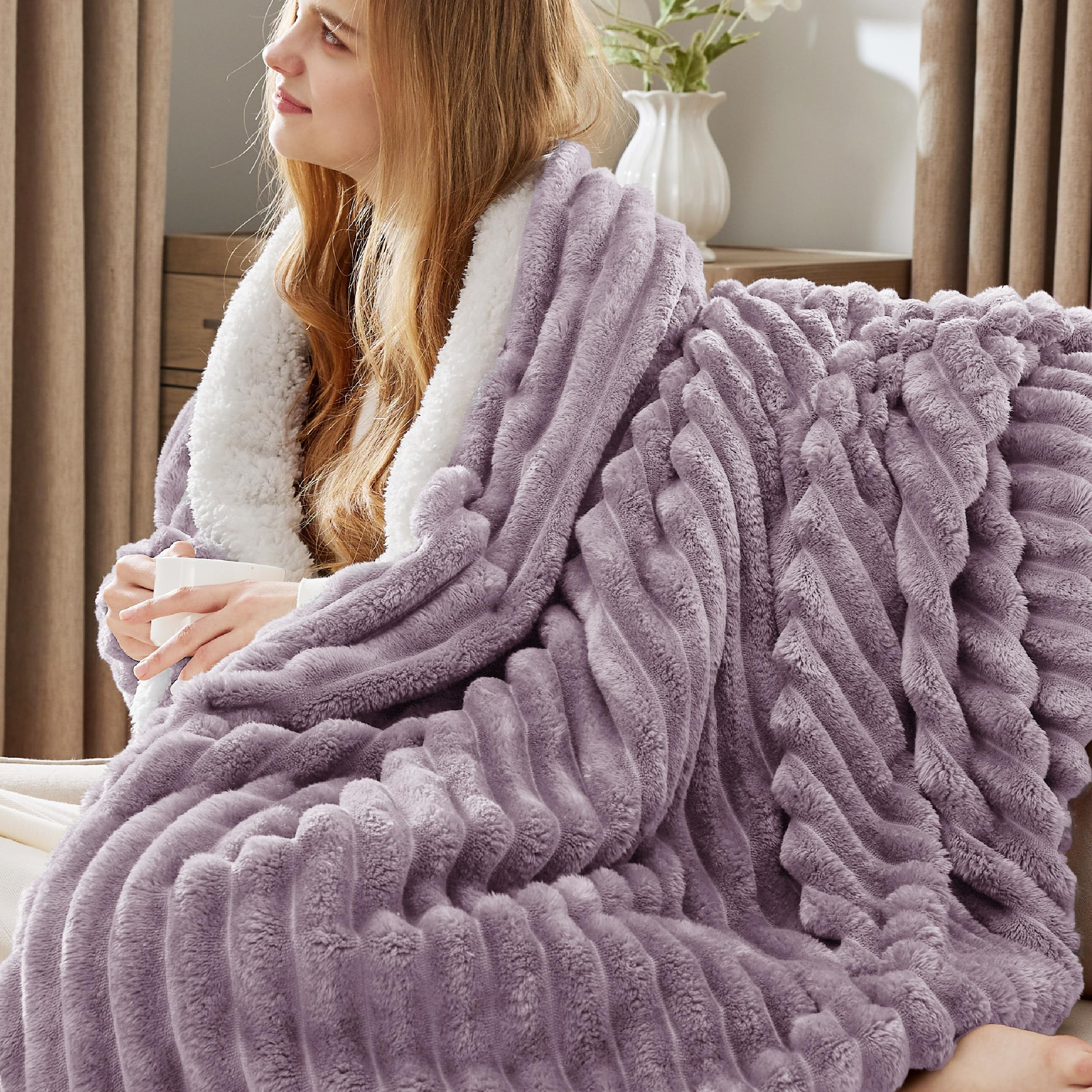 Bedsure sherpa gros plan révélant douceur et chaleur confortable