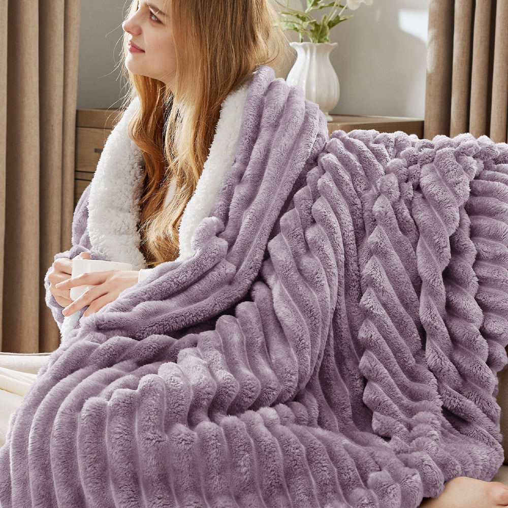 Bedsure sherpa gros plan révélant douceur et chaleur confortable