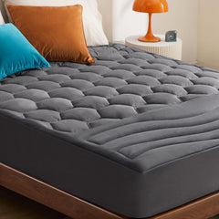 Bedsure face avant du sur-matelas montrant la housse complète et finition douce