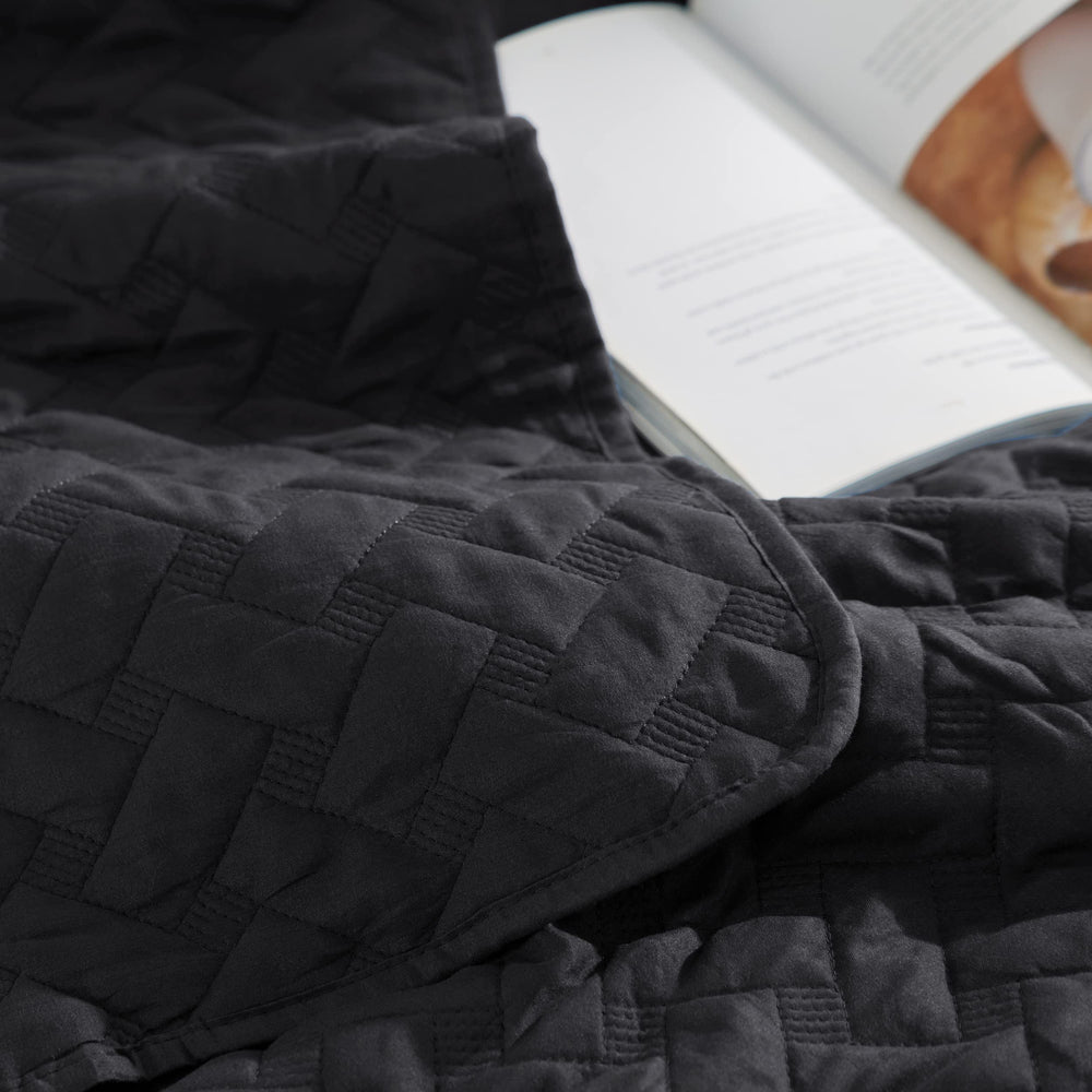Bedsure taies d'oreiller assorties montrant finition nette et coordonnée