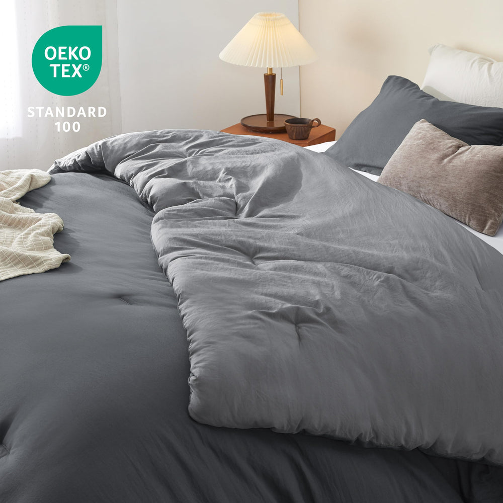 Détail des taies Bedsure illustrant finition soignée et maintien du coussin
