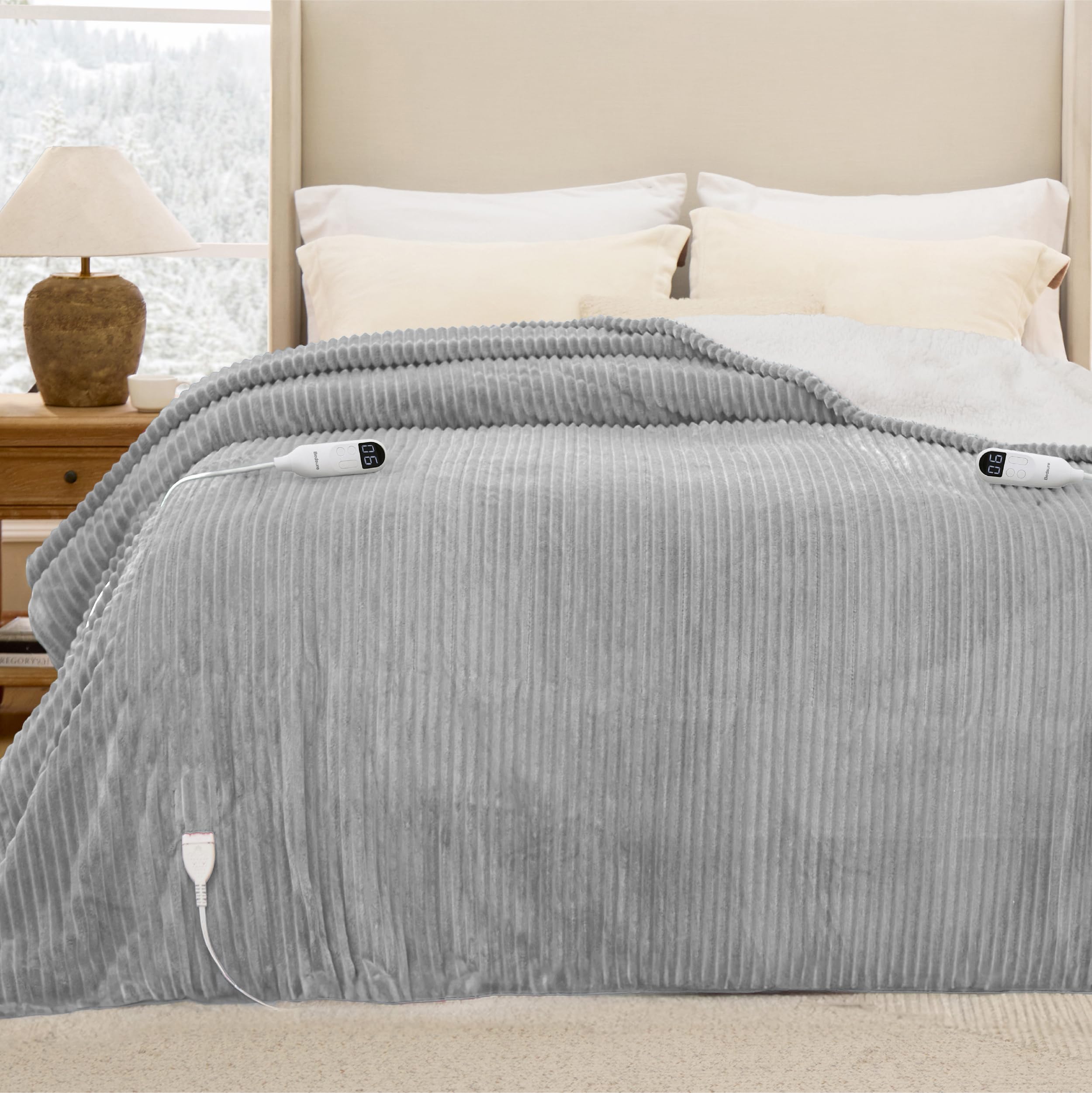 Bedsure gros plan flanelle 240 GSM pour toucher doux et chaleur rapide