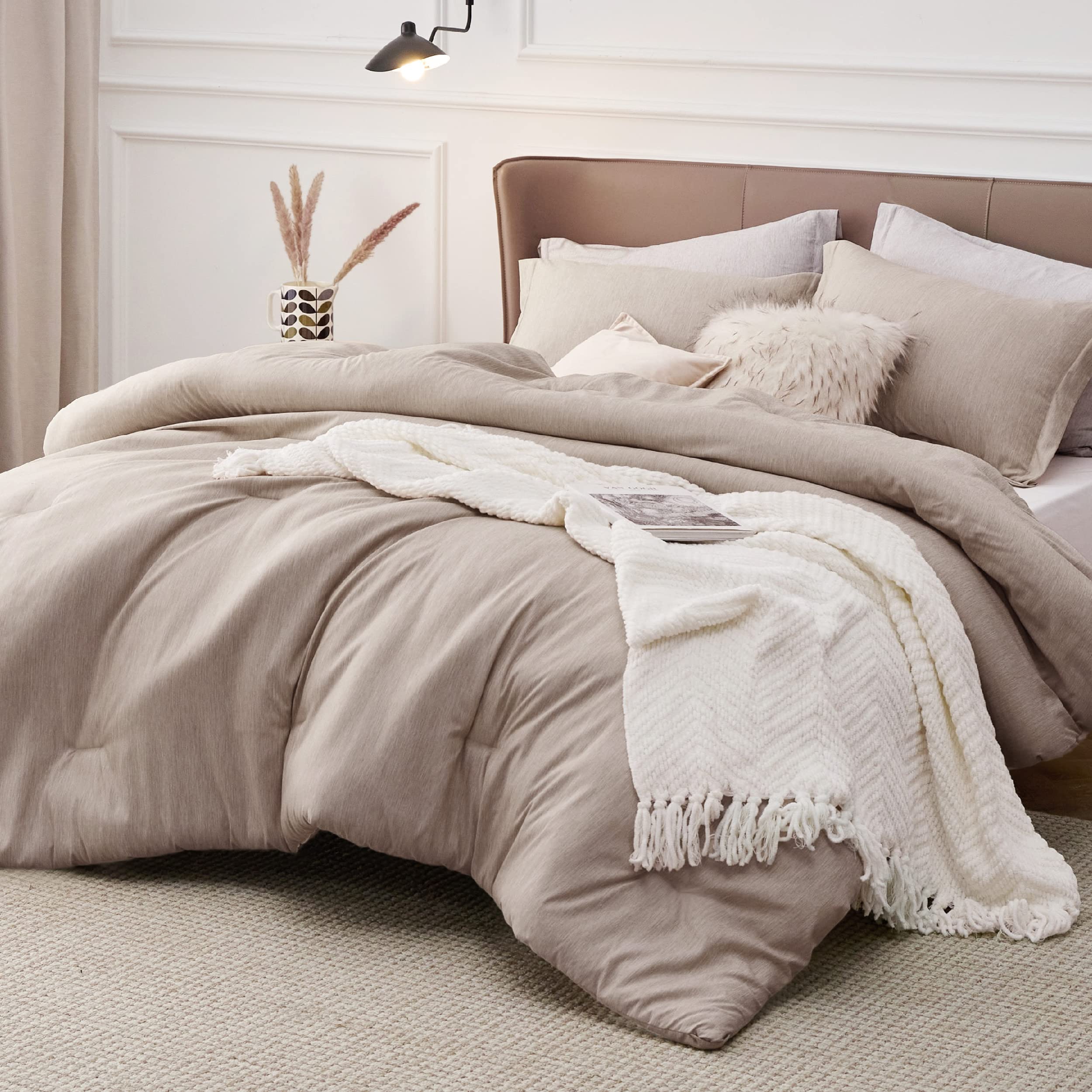 Bedsure texture gros plan de la microfibre brossée pour douceur tactile