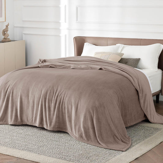 Bedsure gros plan texture microfibre illustrant toucher pelucheux et chaleur