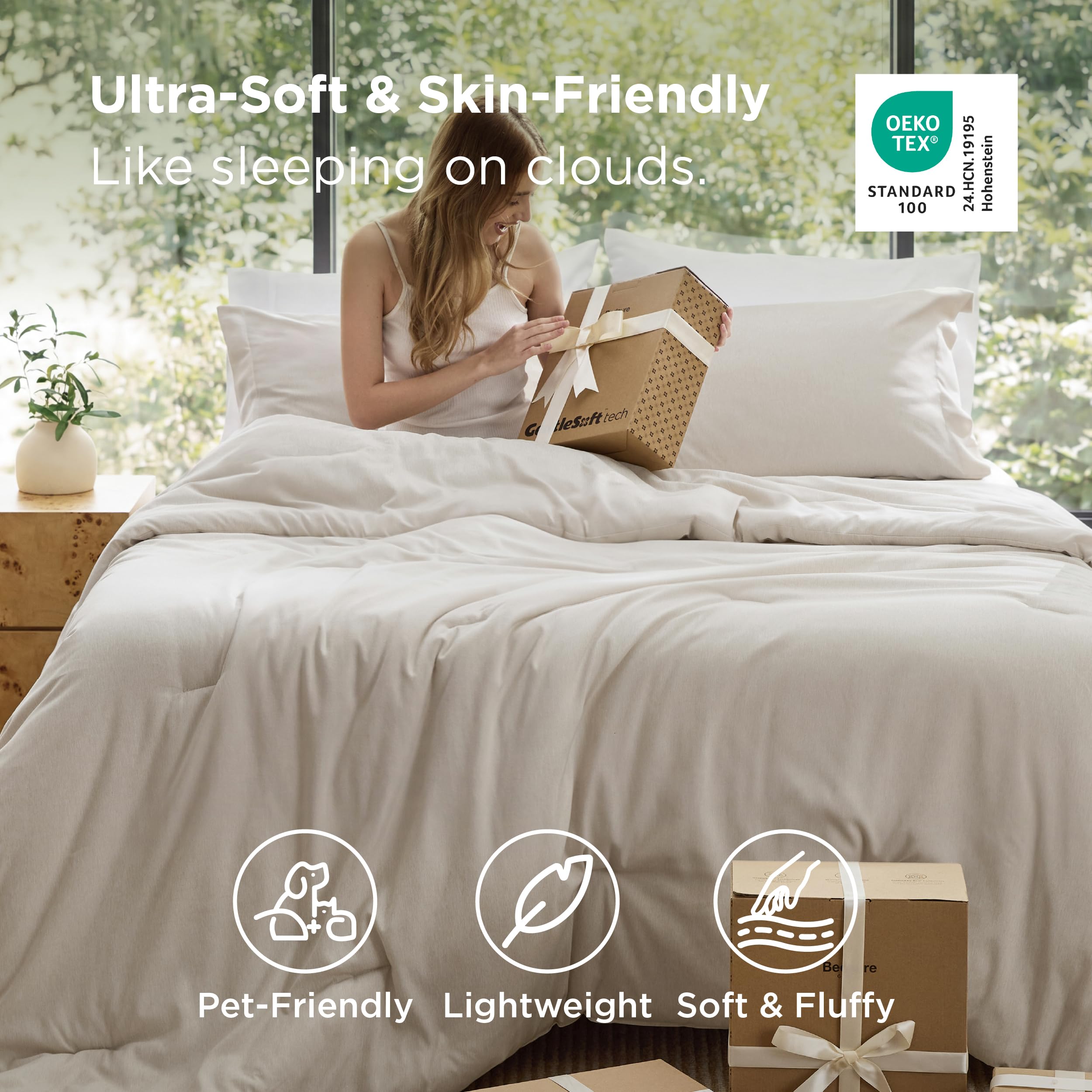 Bedsure gros plan microfibre brossée montrant douceur et toucher agréable
