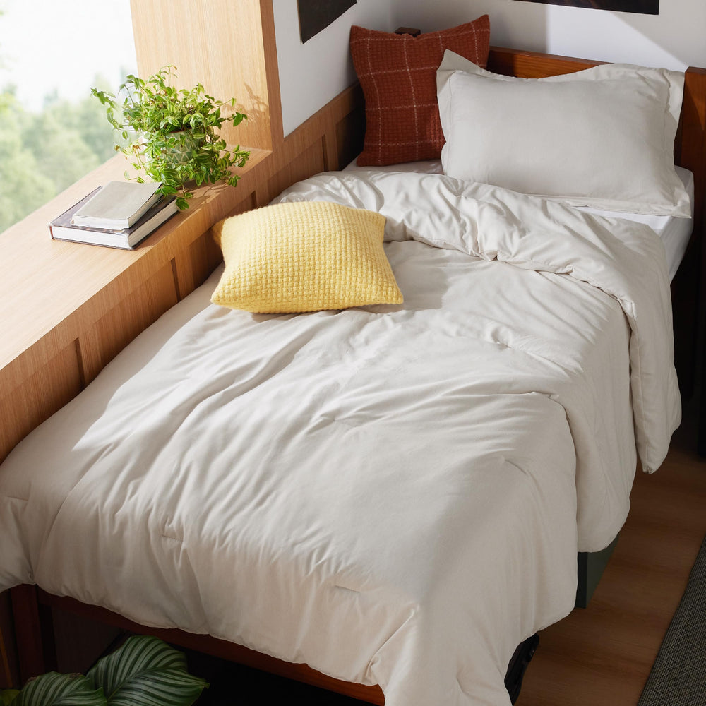 Bedsure microfibre brossée gros plan montrant douceur et confort