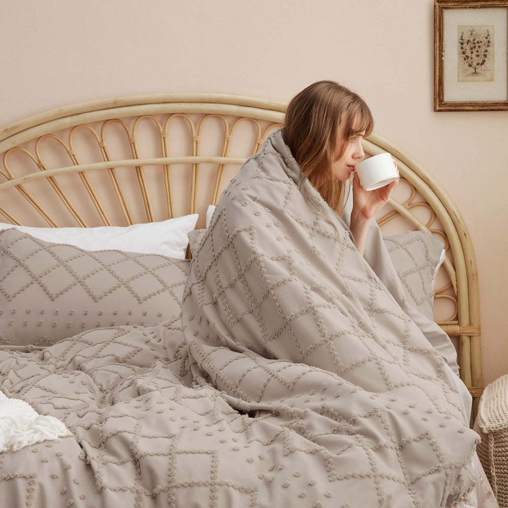 Bedsure texture tuftée douce offrant confort et relief visuel