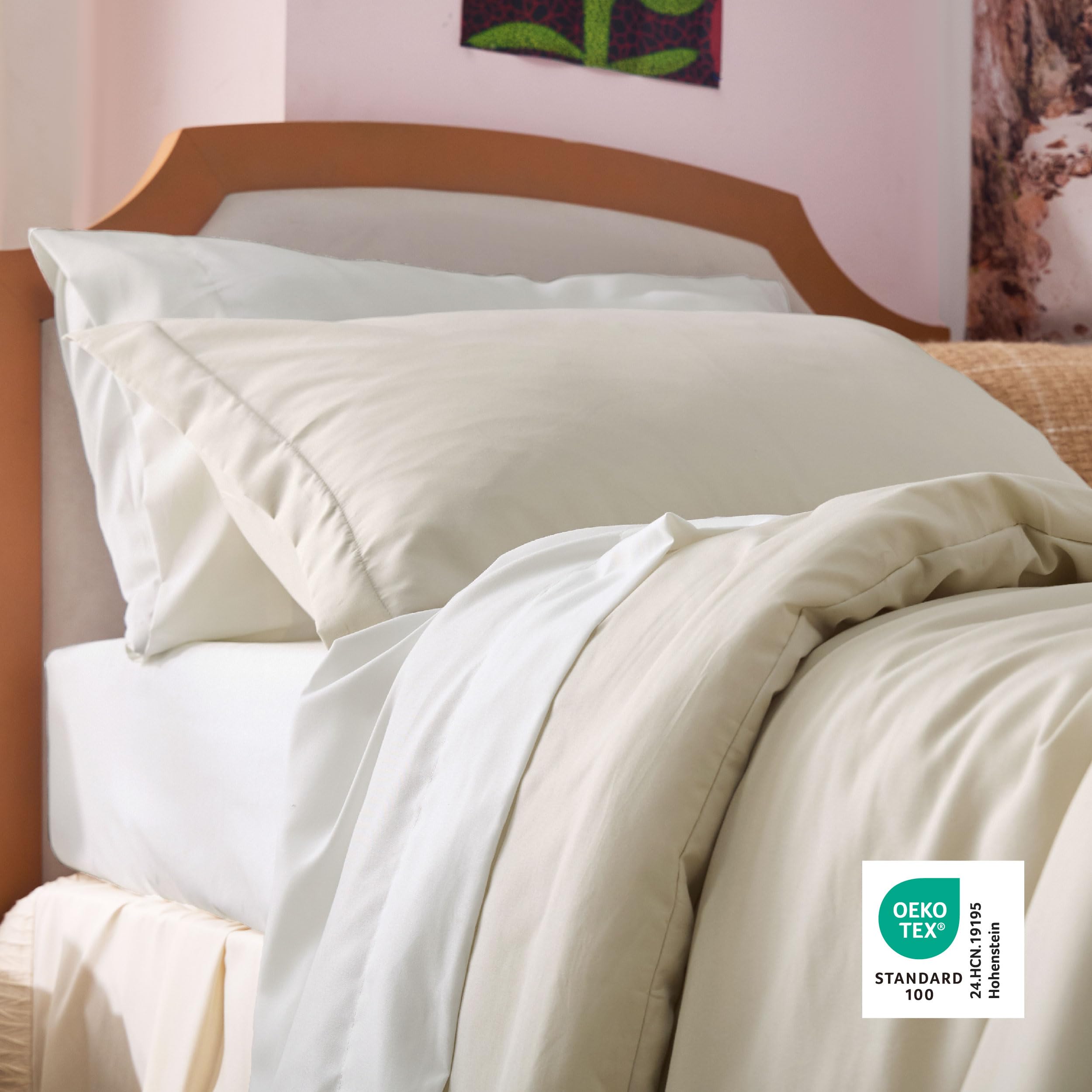 Bedsure pliage de la couette montrant épaisseur moelleuse et maintien