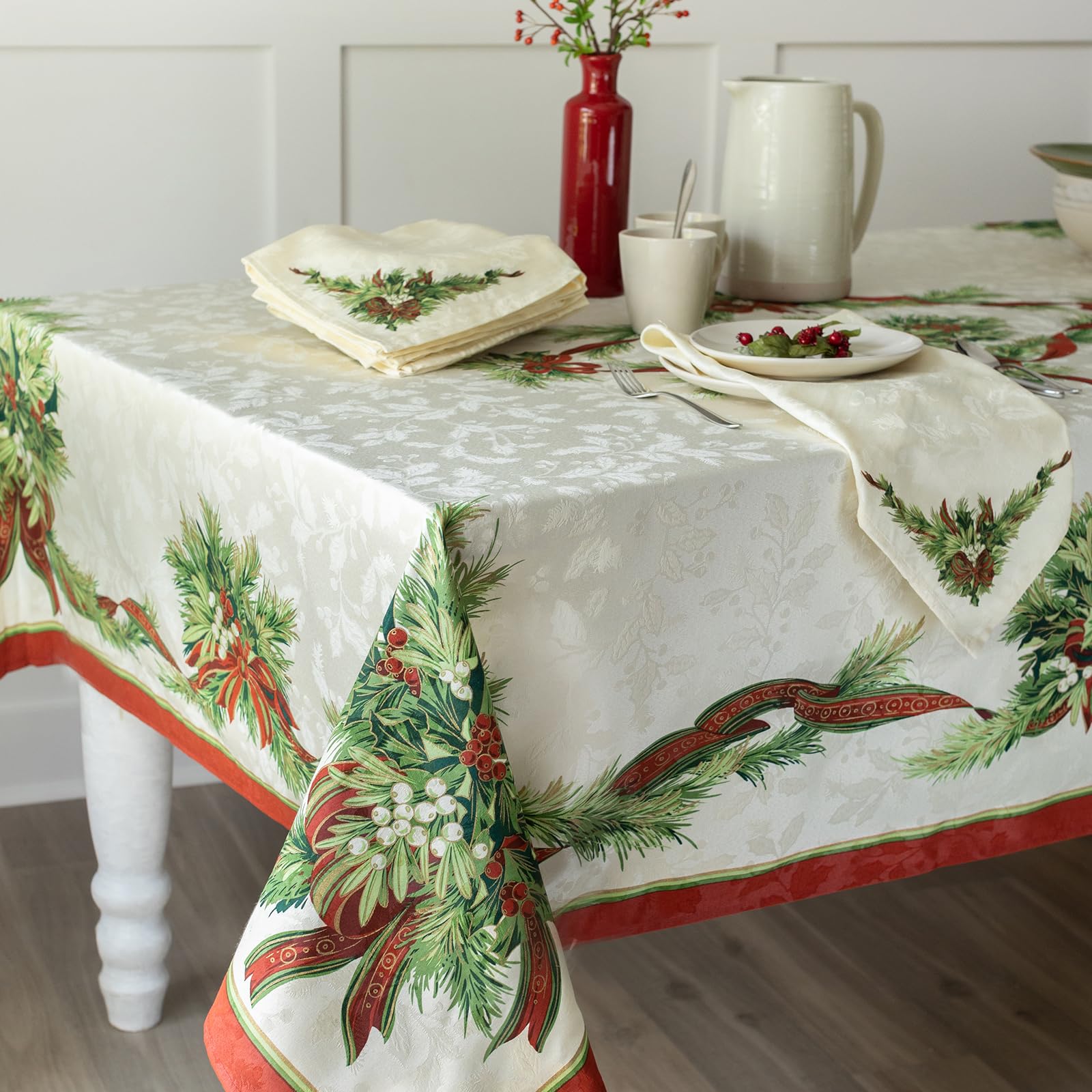 Vue d’un coin net de la nappe Benson Mills illustrant l’alignement sur table