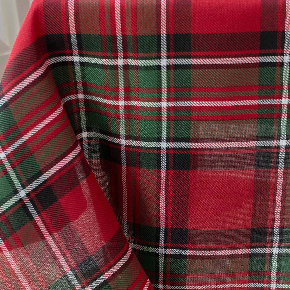 Benson Mills coin net de la nappe, s'aligne précisément sur tables rectangulaires