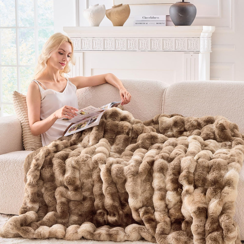 BENVWE plaid à côté d'une règle montrant dimensions 51" x 63" pratique