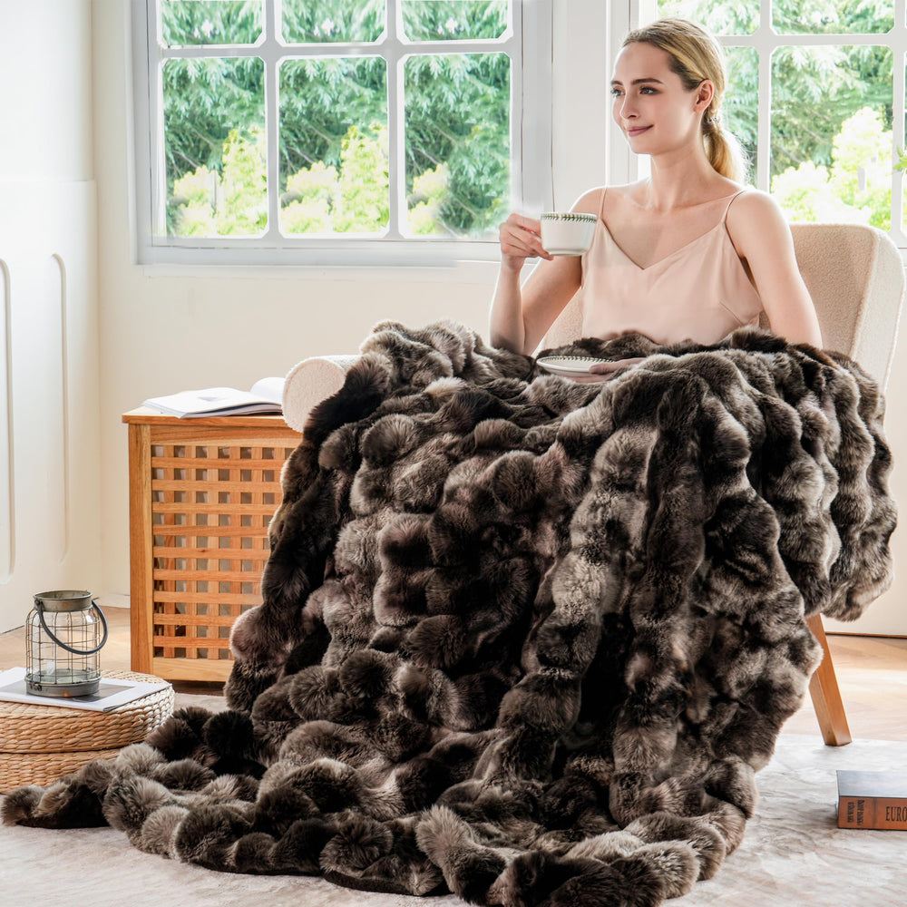 BENVWE plaid drapé sur canapé apportant chaleur déco