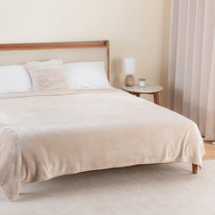 Berkshire Blanket sur lit queen, apporte chaleur et décor harmonieux