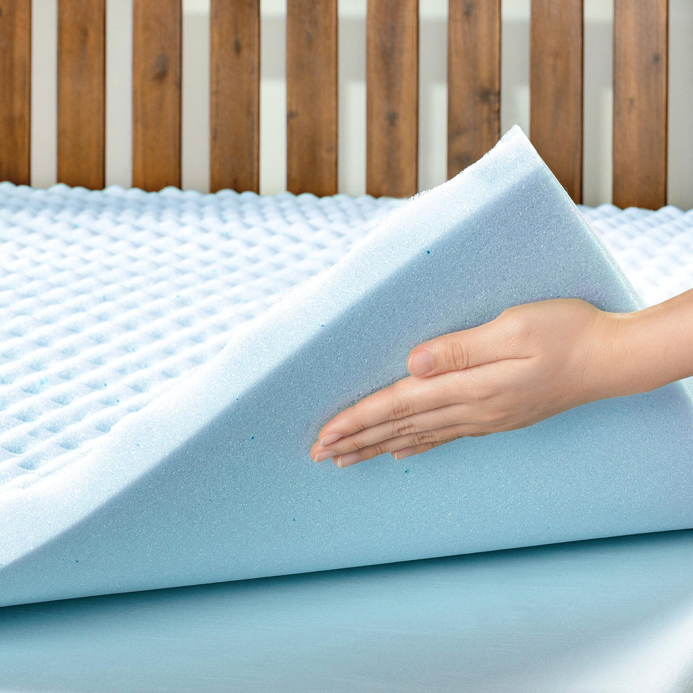 Best Price Mattress surmatelas posé sur un lit montrant confort et ajustement