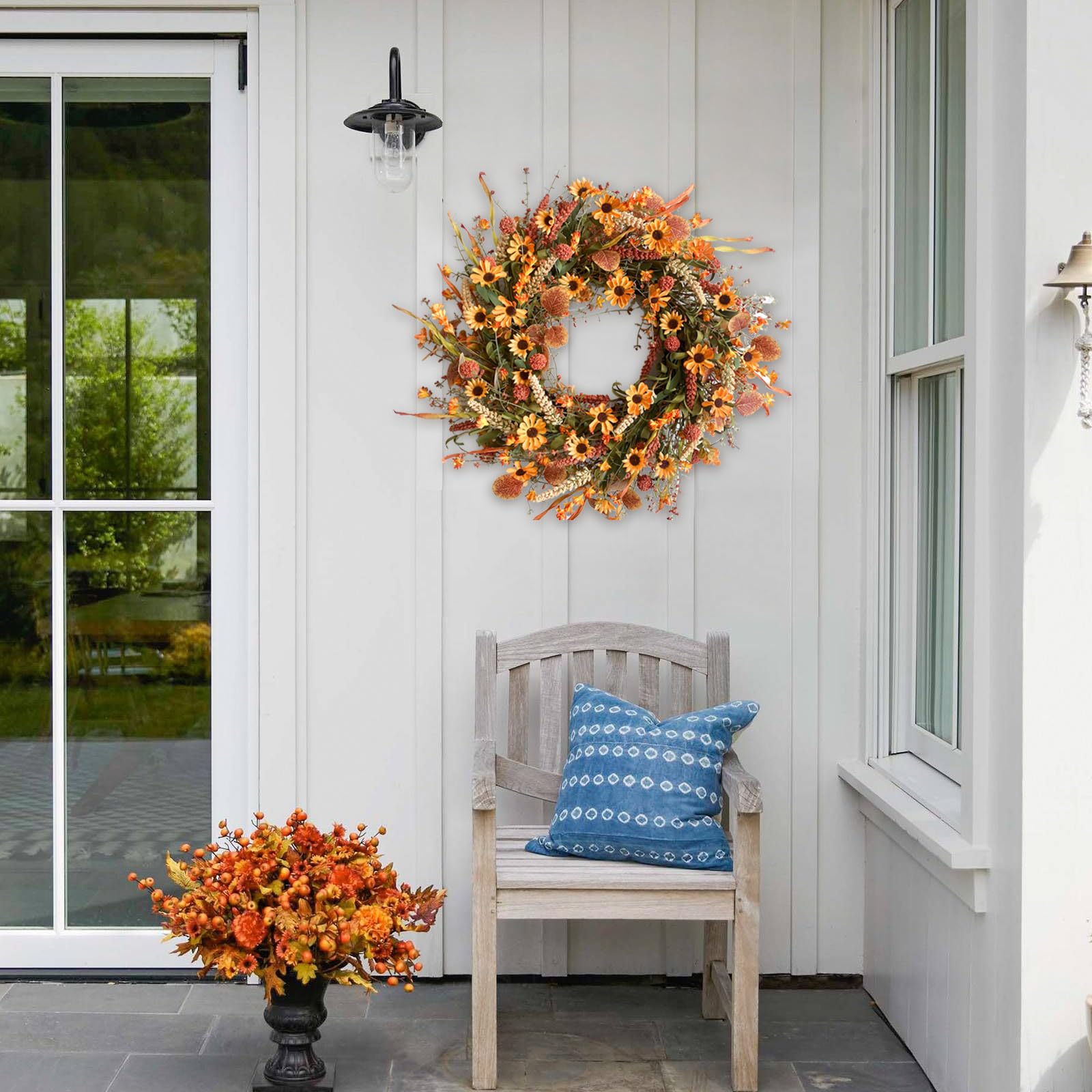 Bibelot couronne en décor Thanksgiving créant ambiance saisonnière