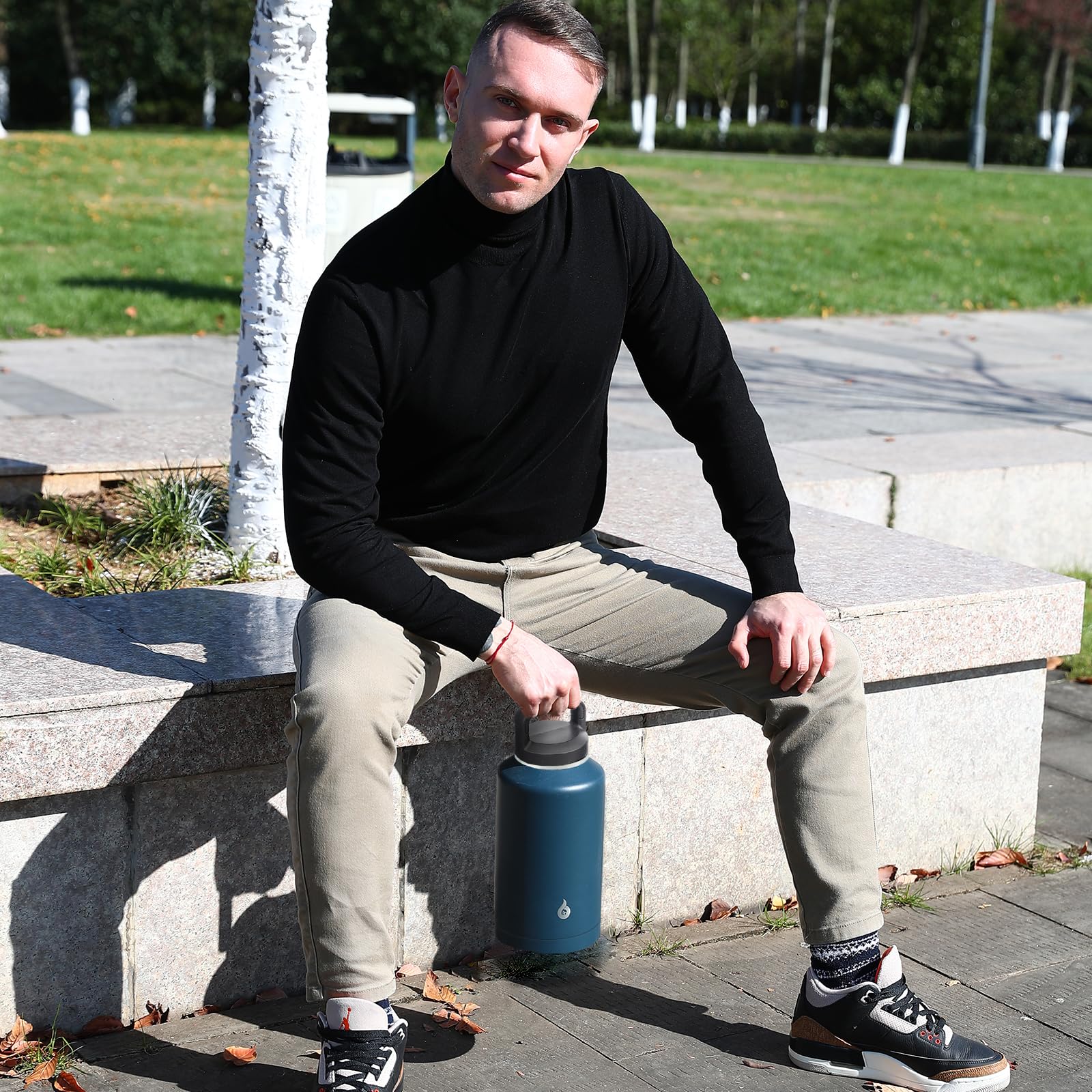 BJPKPK base et patins caoutchouc protégeant les surfaces et stabilisant la gourde