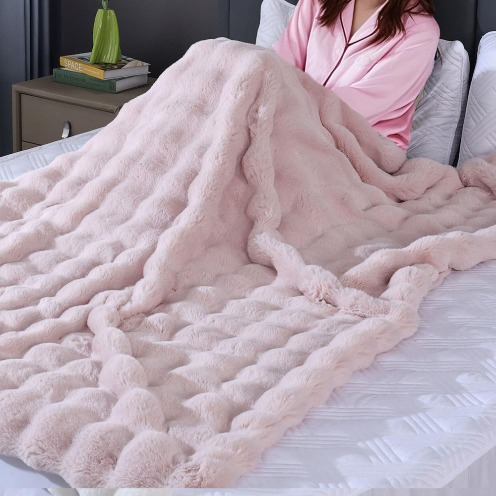 BlanketSolution gros plan fausse fourrure montrant douceur luxueuse