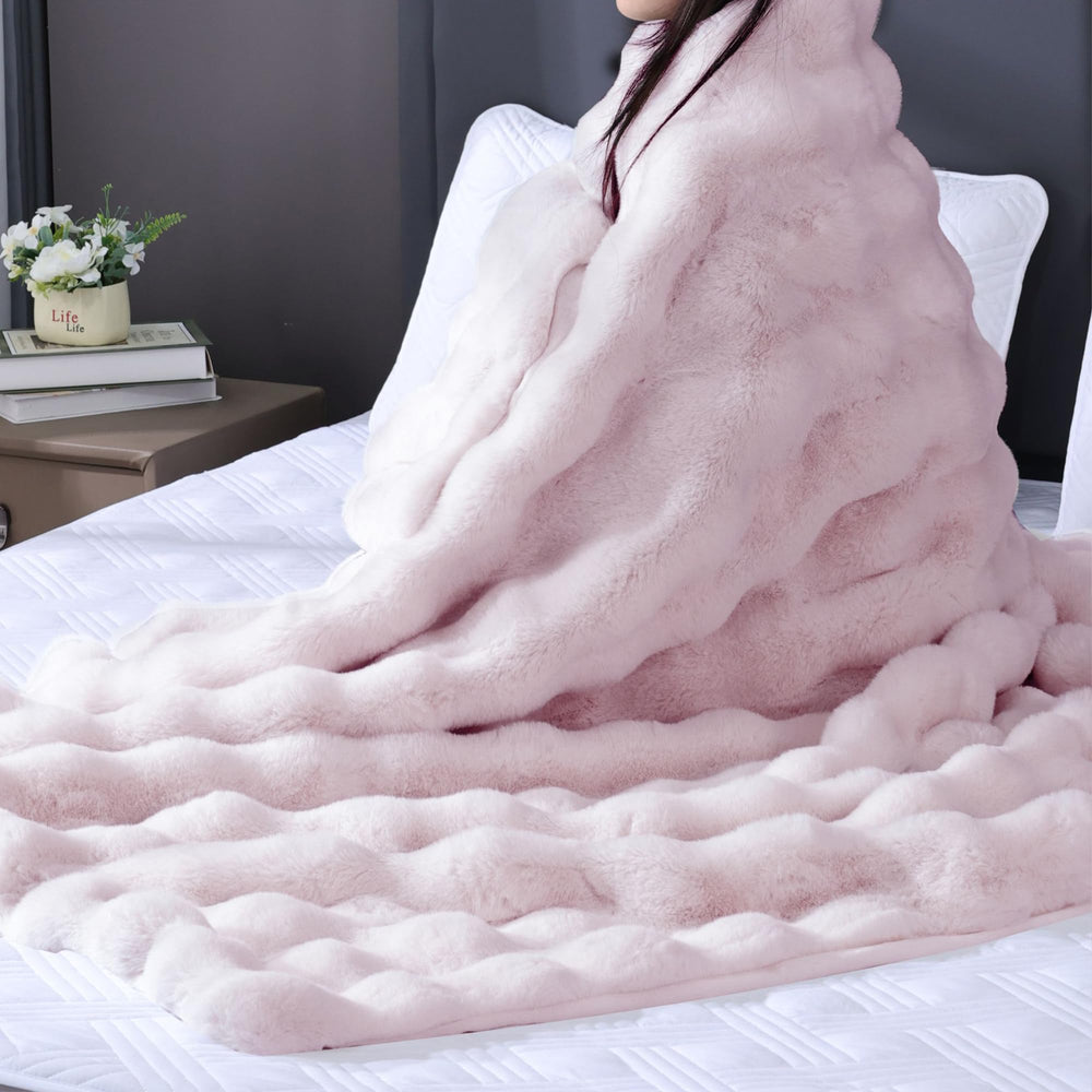 BlanketSolution plié en panier cadeau parfait pour offrir chaleur