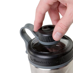 BlenderBottle Radian gros plan du fouet en acier 316 pour mélange rapide et durable