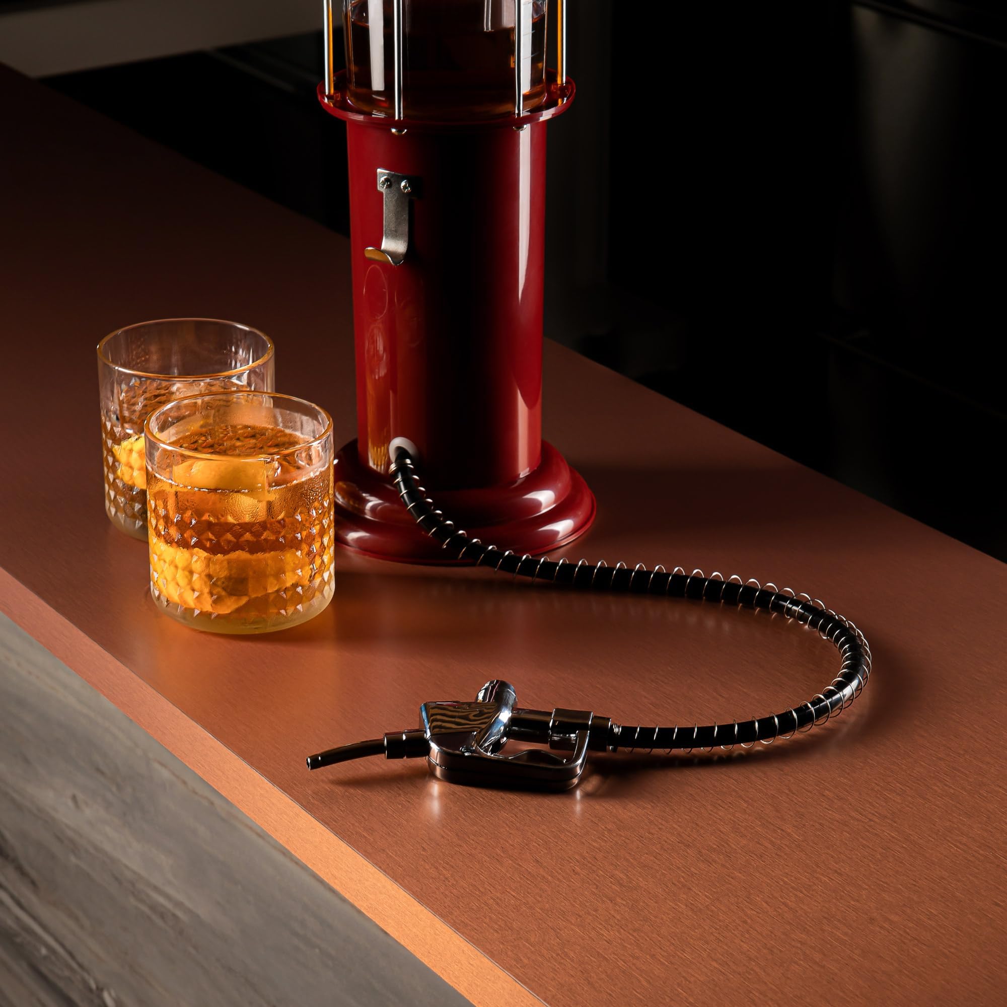 BLKSMITH versement d'un shot depuis la pompe assurant portions régulières