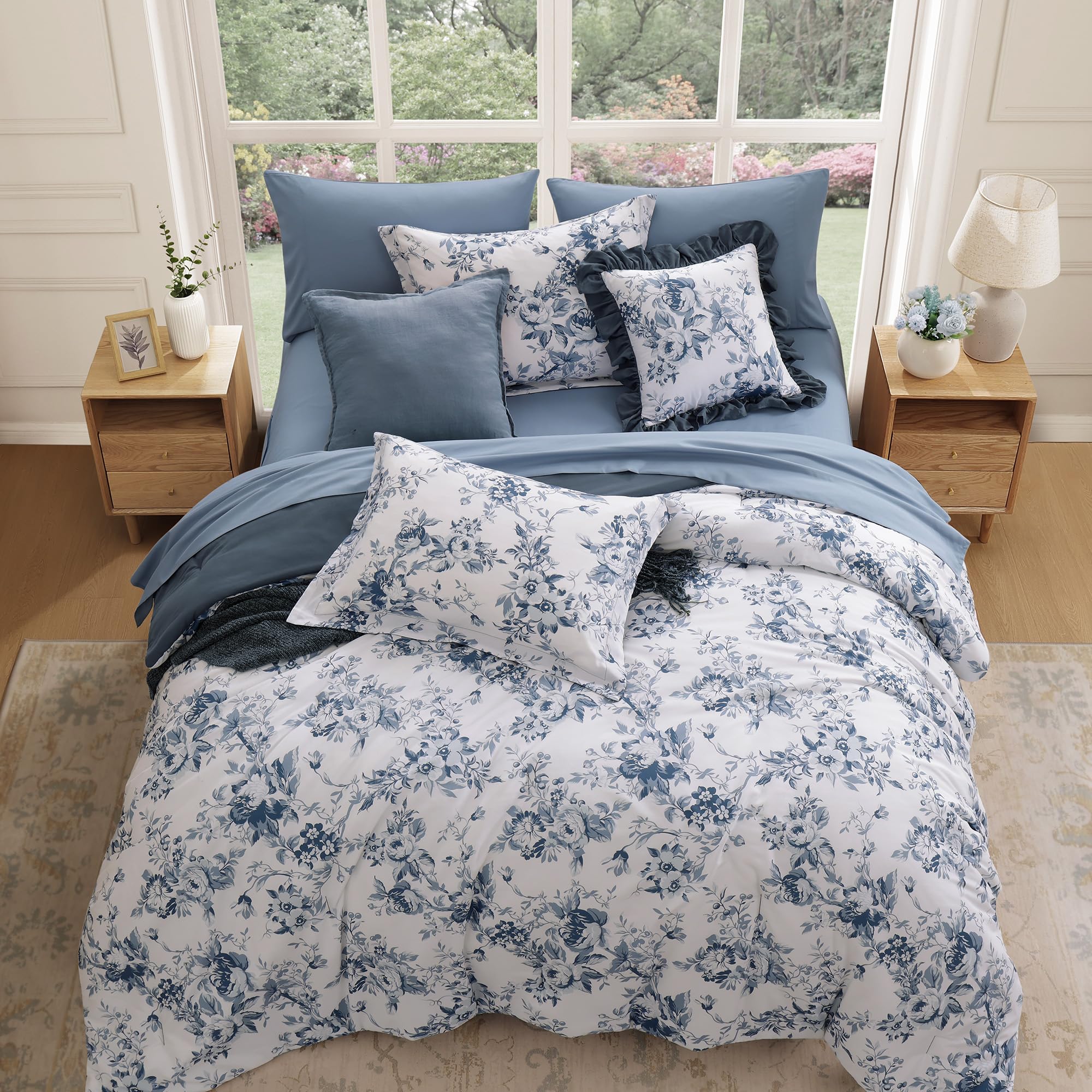 BLOOMHAVEN couette posée sur lit queen pour un style apaisant