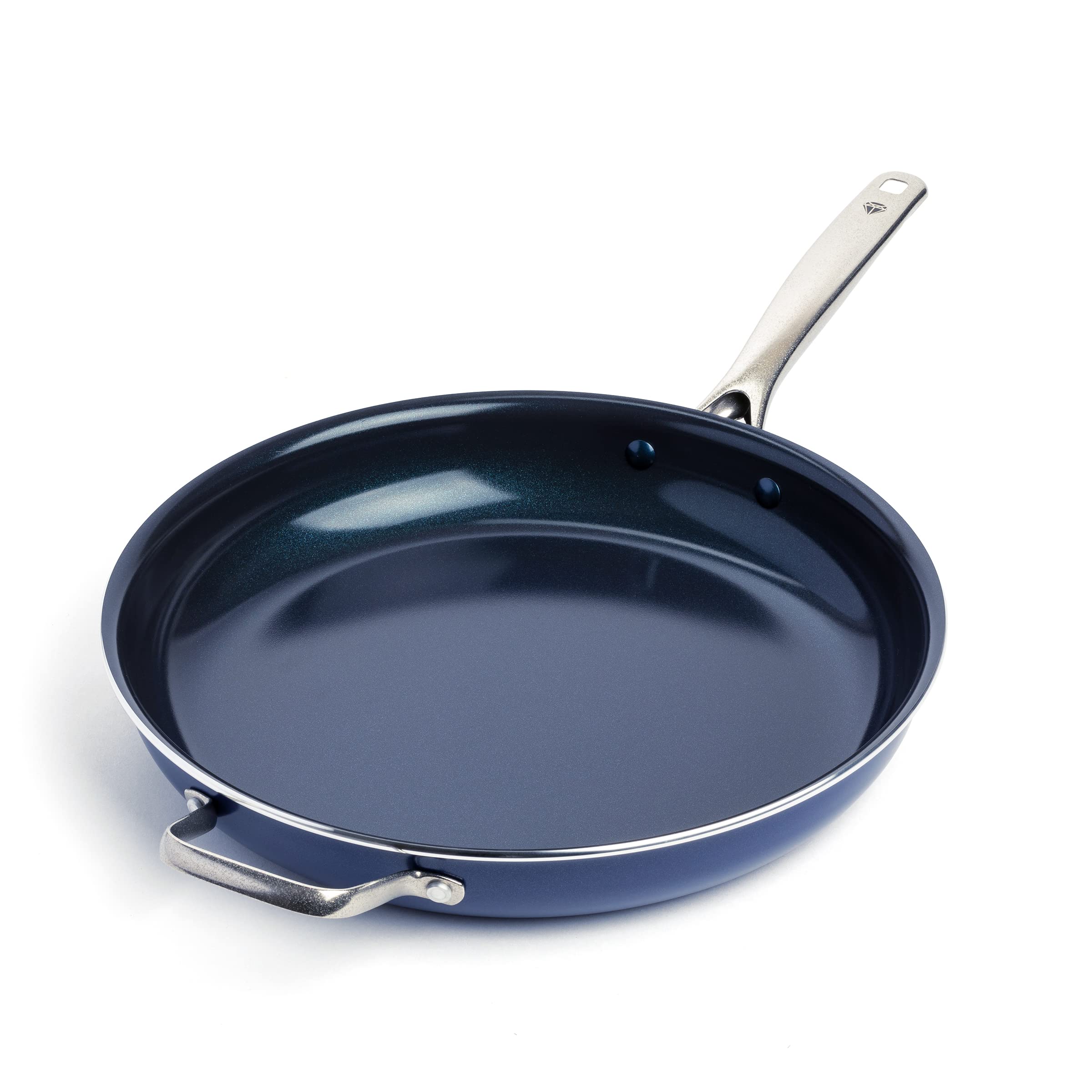 Blue Diamond vue de face de la poêle 14 pouces pour repas familiaux