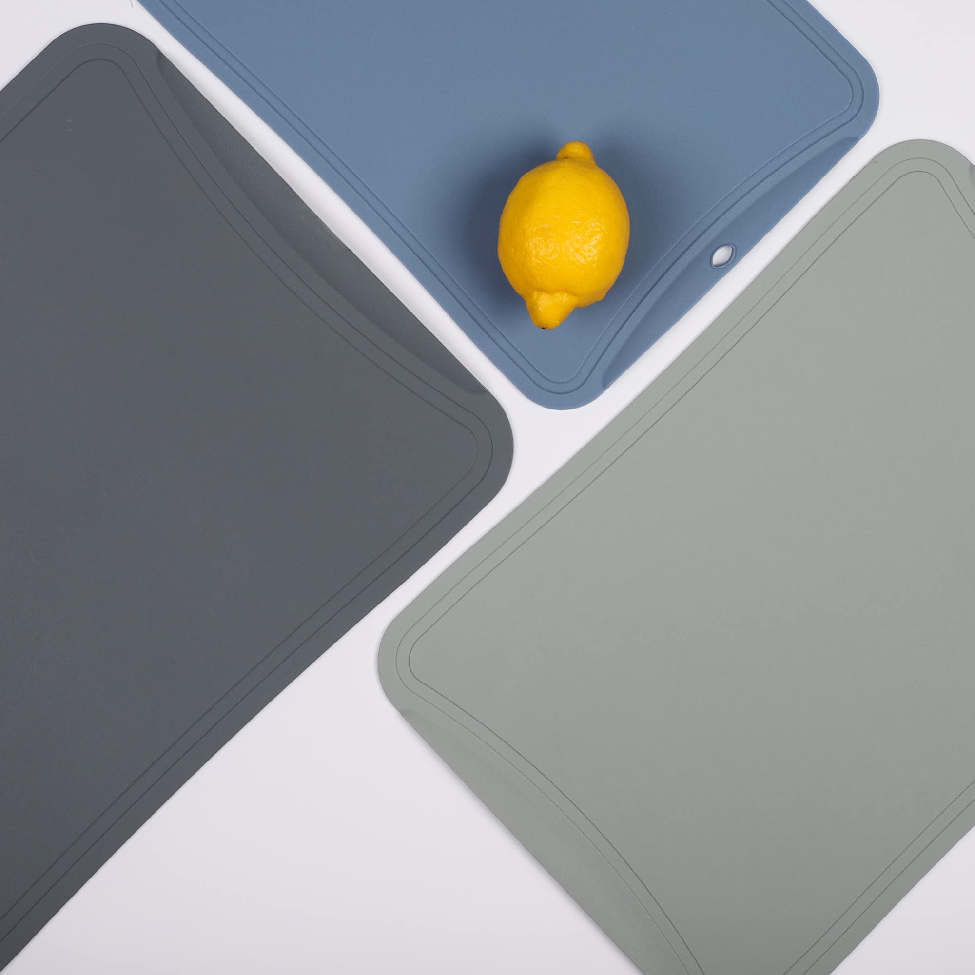 BLUE GINKGO planche en usage dans cuisine quotidienne pour préparation rapide