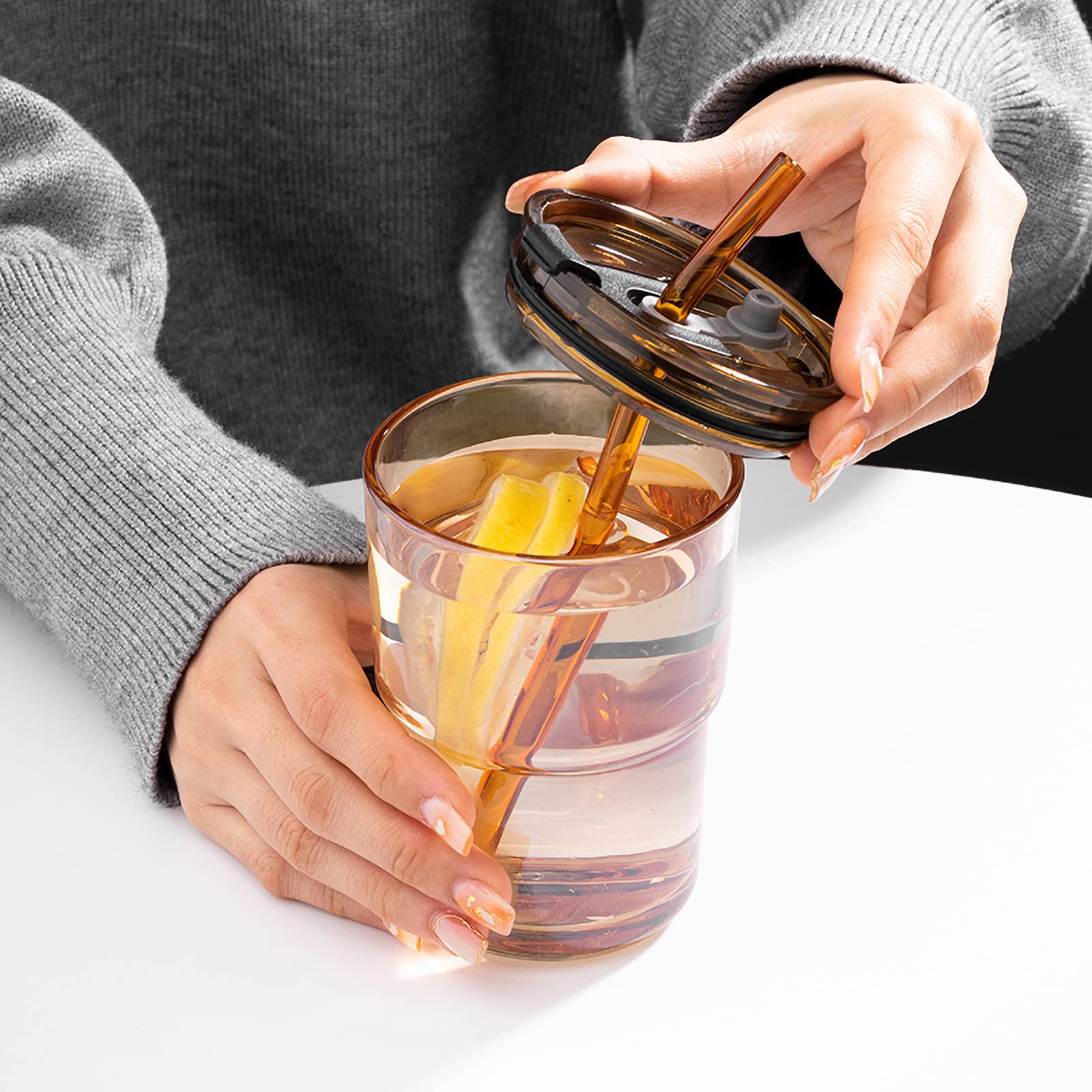 BLUEPOLAR gobelet en situation avec café glacé, garde la boisson fraîche