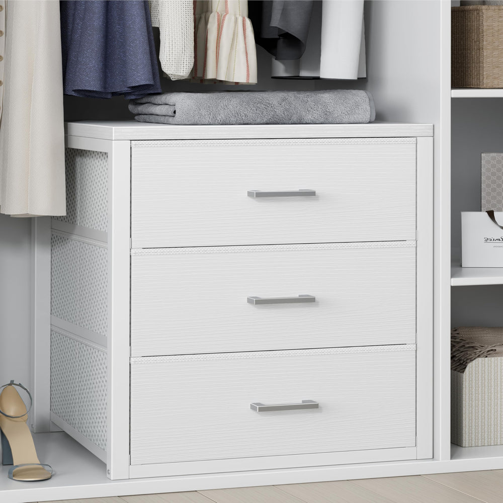 BOLUO vue de face de la commode blanche, rangement compact et esthétique