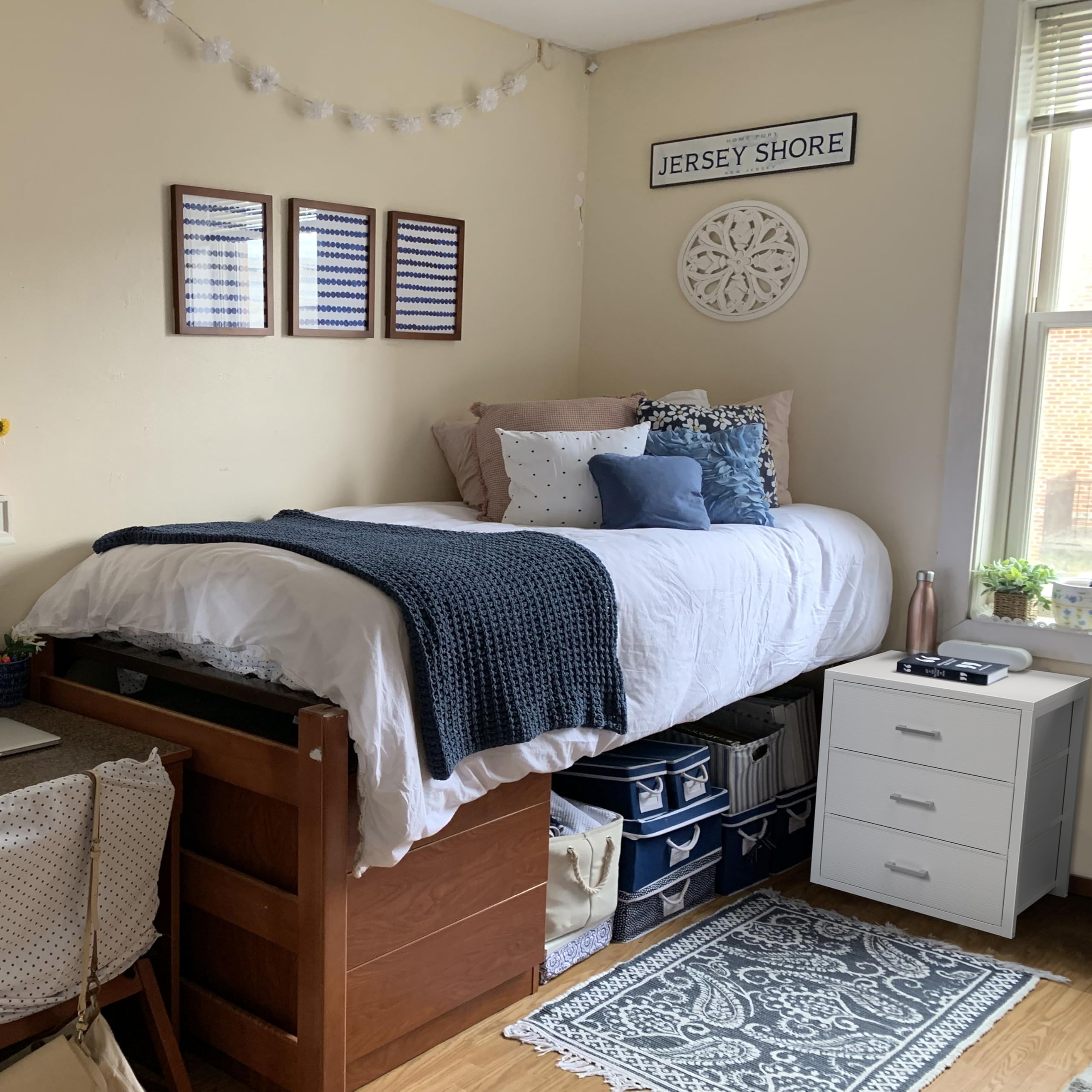 BOLUO commode placée dans un placard, gain de place optimisé