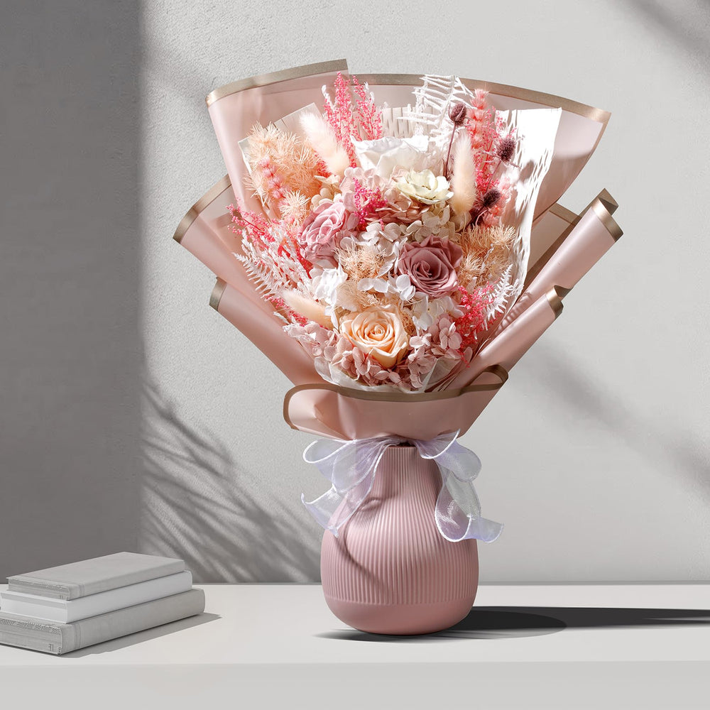 Bonsion bouquet tenu en main illustrant taille et proportion