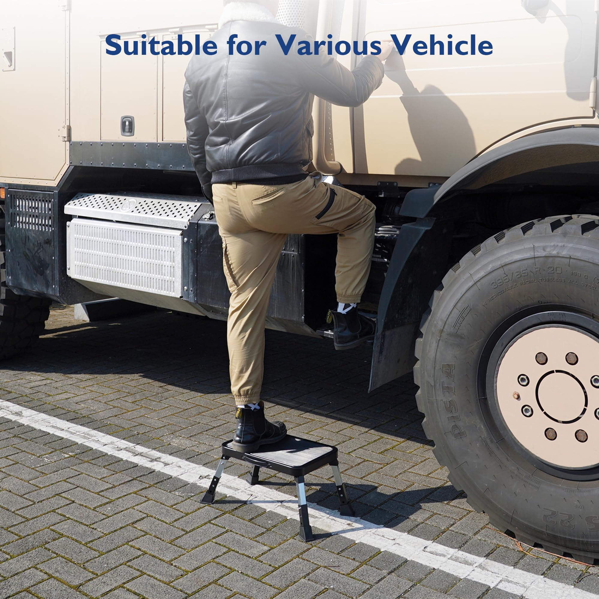 bontec marchepied rangé dans un compartiment de camping-car pratique