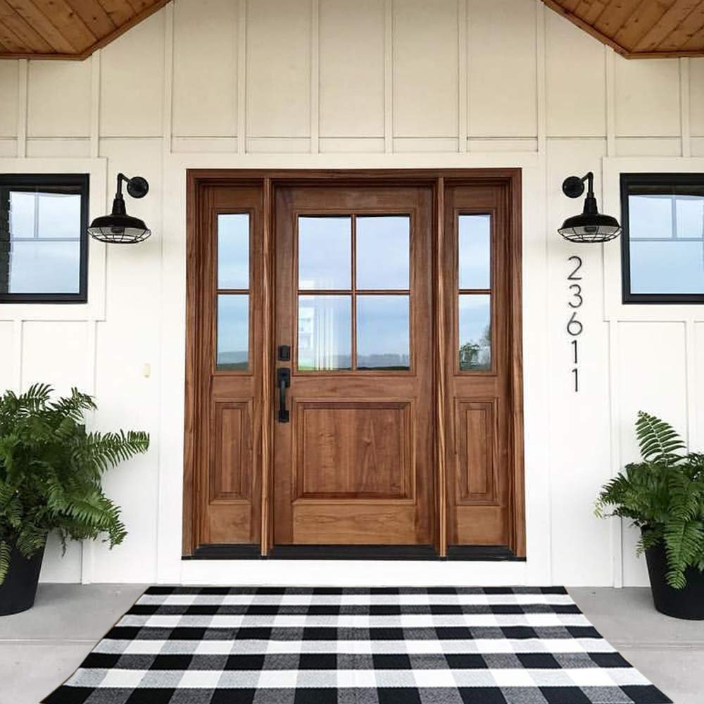 Bottalive face avant tapis buffalo plaid noir et blanc accueil soigné