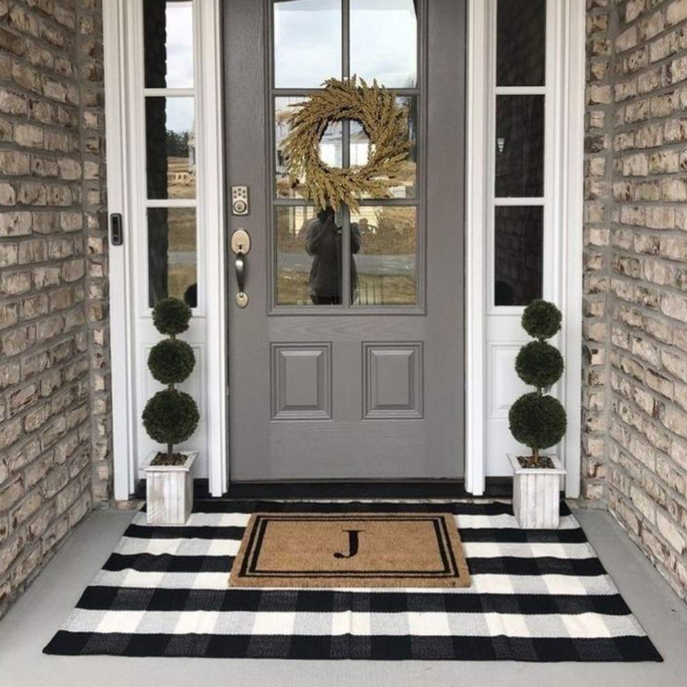 Bottalive tapis posé sur porche décor saisonnier attrayant