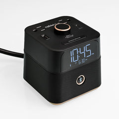 Brandstand CubieBlue vue de face montrant réveil et portabilité