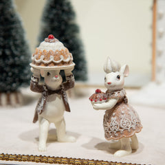 Braxio figurines entourées d'une guirlande pour accenter décor de Noël