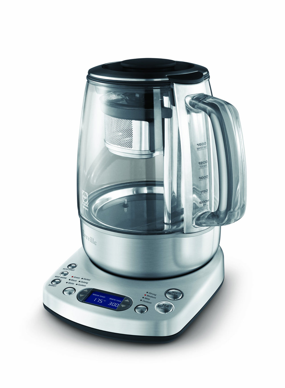 Breville BTM800XL en usage sur plan de travail pour préparer du thé