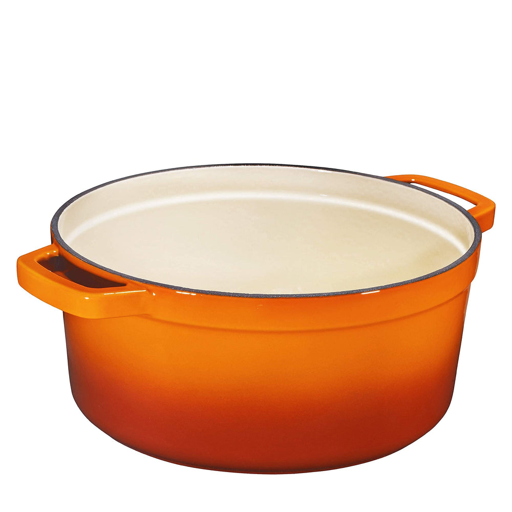 Bruntmor cocotte disposée sur table stylée pour présentation et service