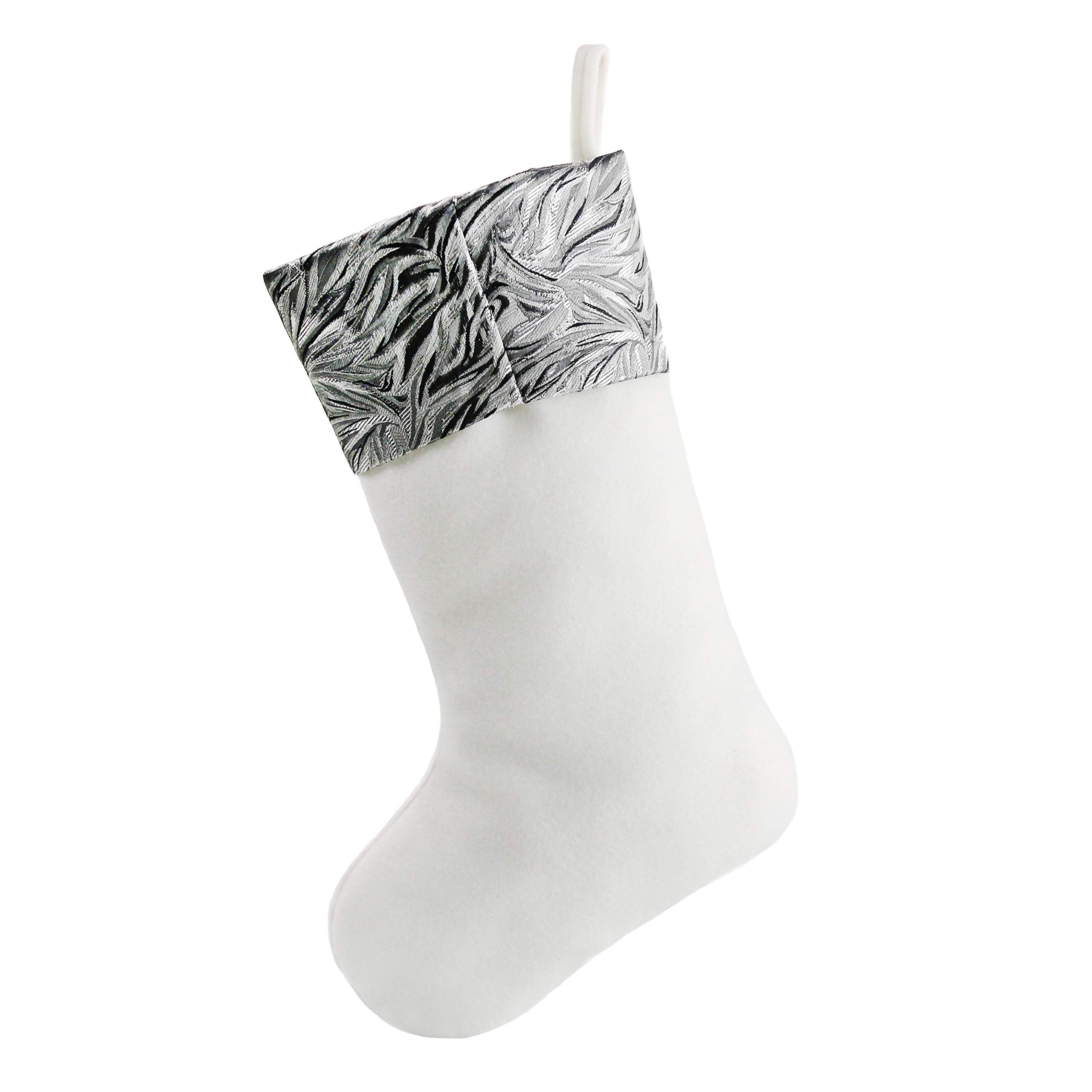 BSTAOFY lot emballé de 4 chaussettes argentées, prêt pour offrir ou stocker après fêtes