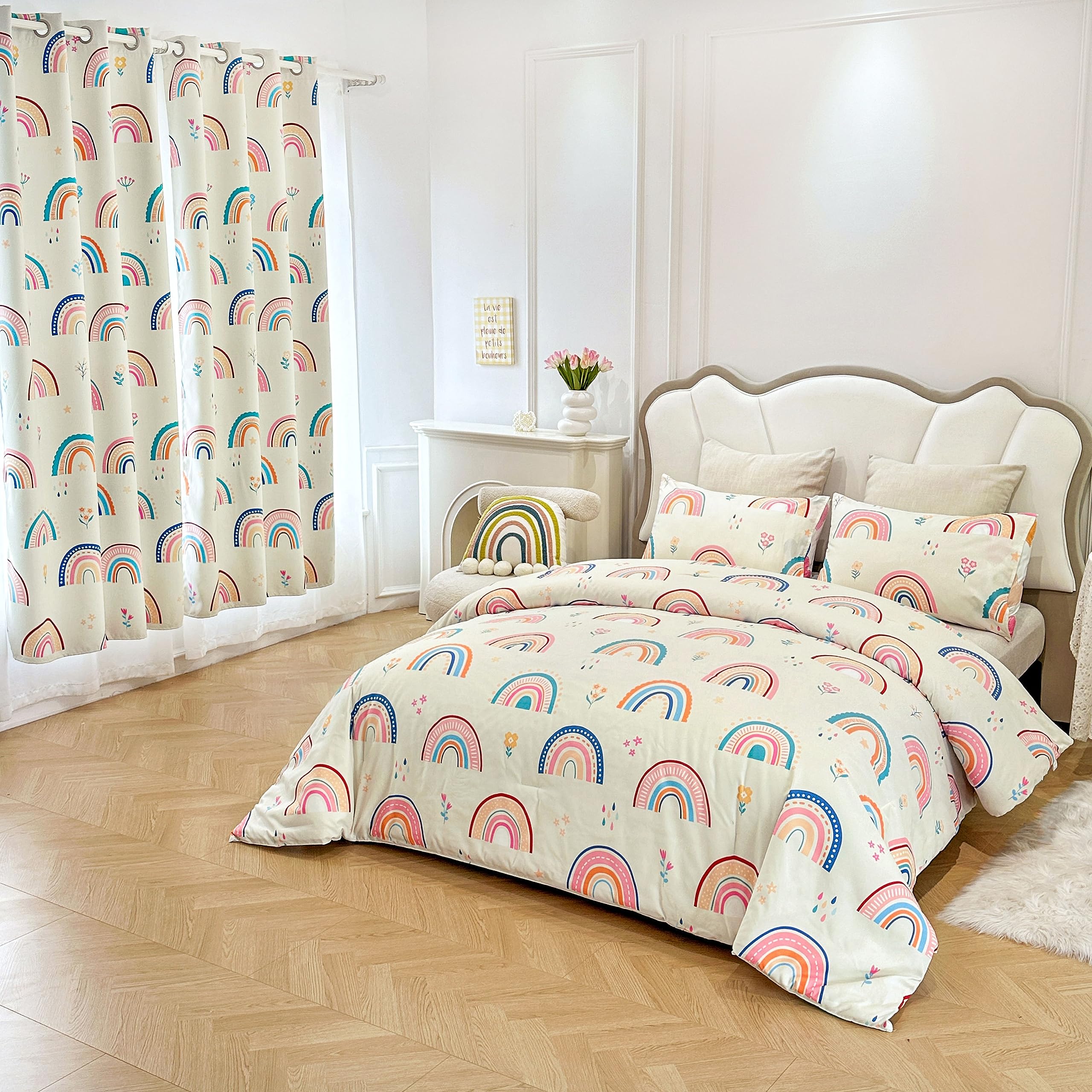 Btargot chambre lifestyle avec décoration enfantine illustrant l'ambiance colorée