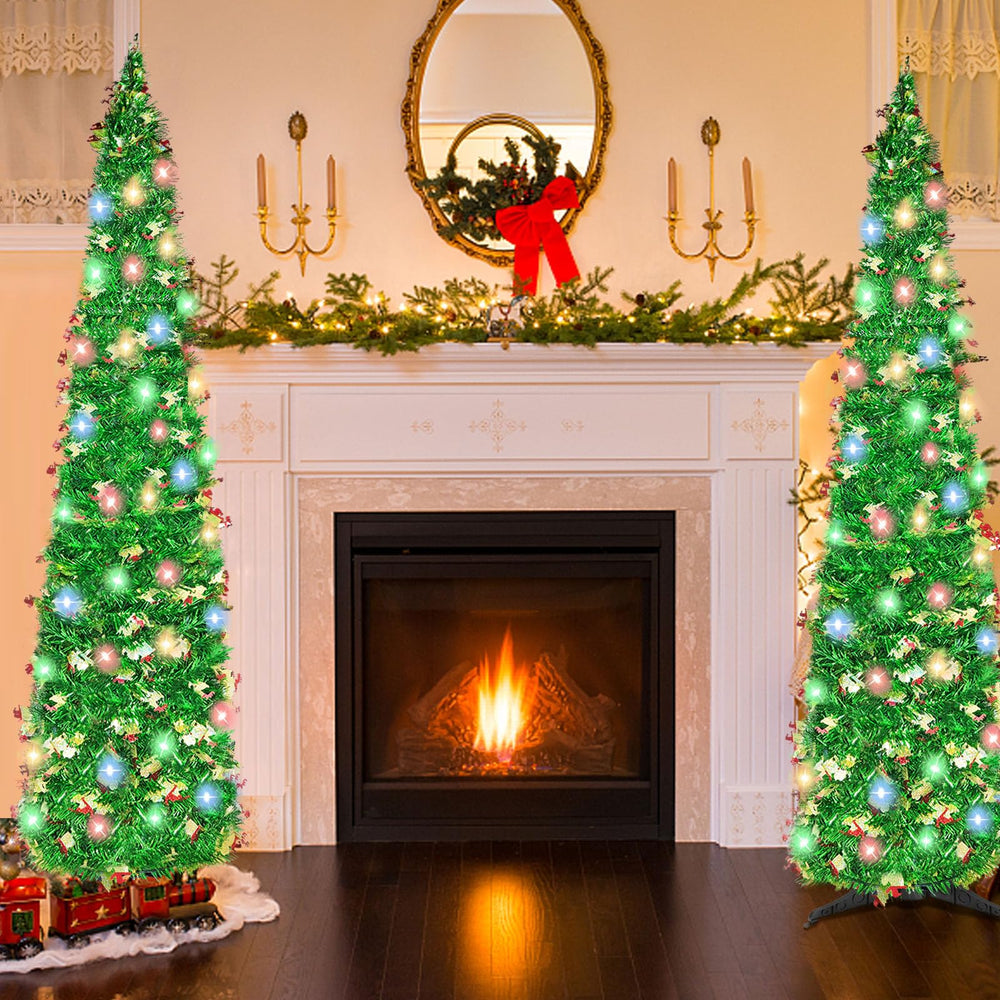 BTU sapin installé dans salon décoré apportant atmosphère chaleureuse