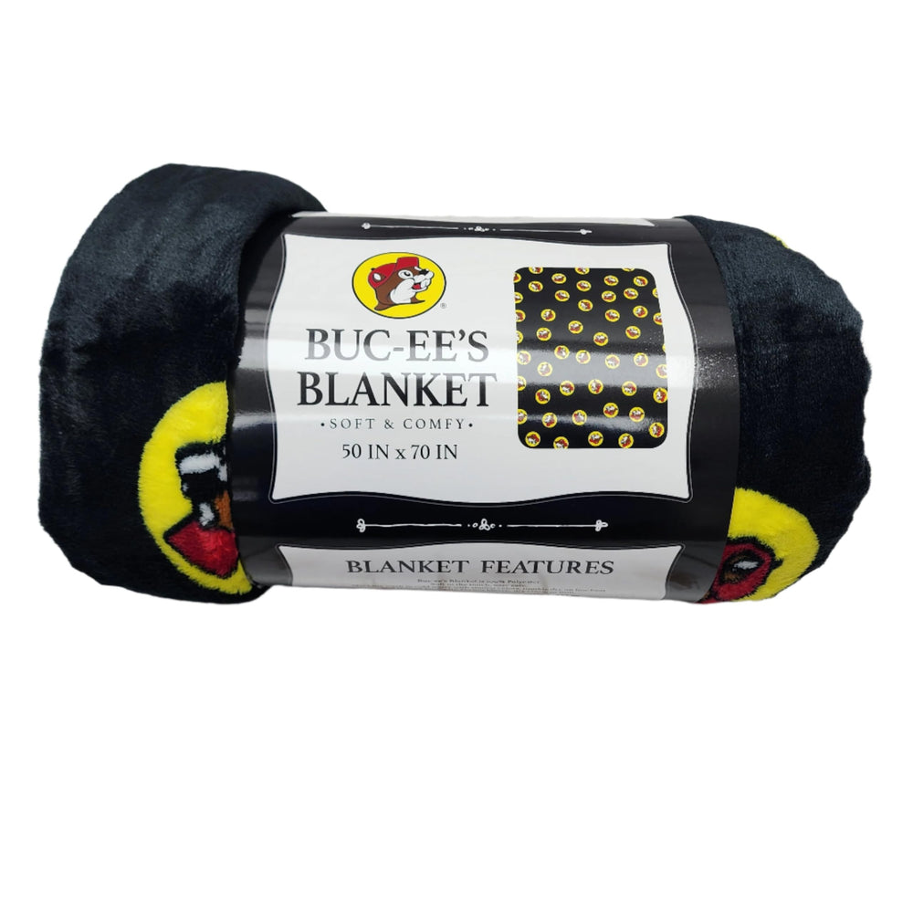 Plaid Buc-ee's plié montrant le devant et l'étiquette, compact et pratique