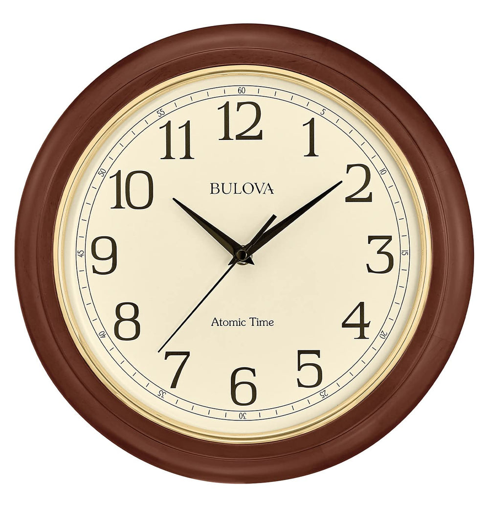 Bulova cadrage face bois cerisier montrant élégance et lisibilité