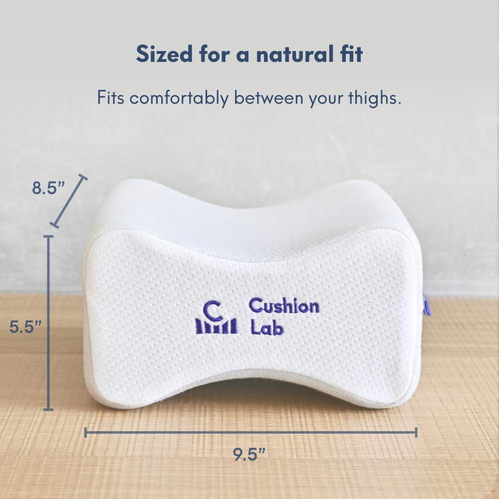 C CUSHION LAB coussin mis en scène dans une chambre illustrant confort nocturne