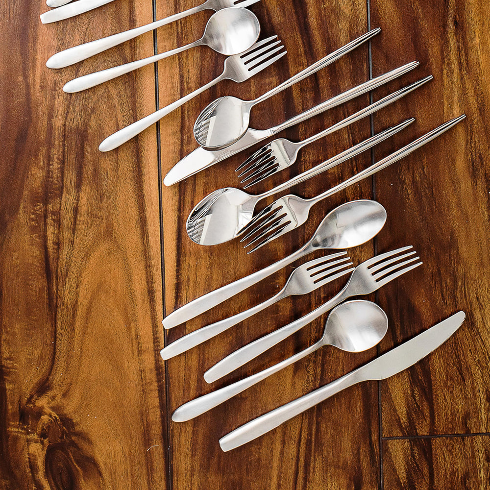 CAMBRIDGE Averie coffret 20 pièces ouvert exposant les 5 types de couverts inclus