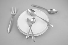 Cambridge set de service exposé, pièces pratiques pour servir avec style
