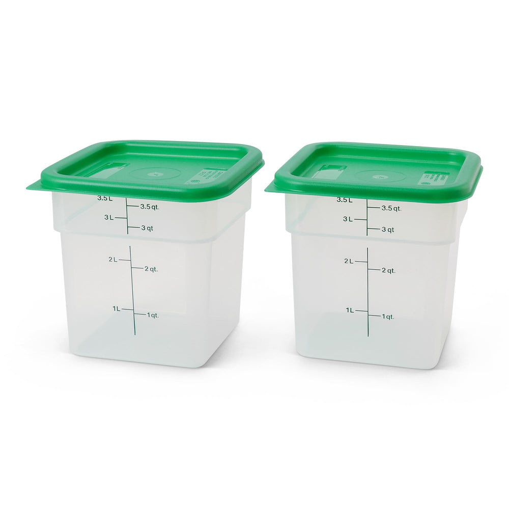 Cambro dans réfrigérateur organisant étagères et économies d'espace