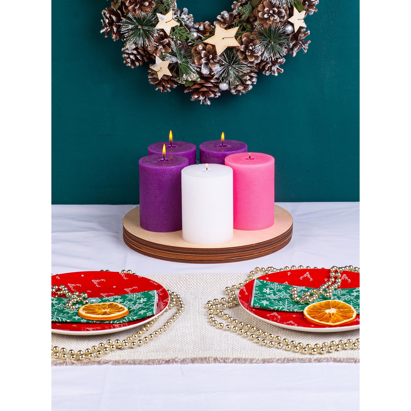 CANDWAX bougie tenue en main montrant l'échelle et la taille 3x4 pouces