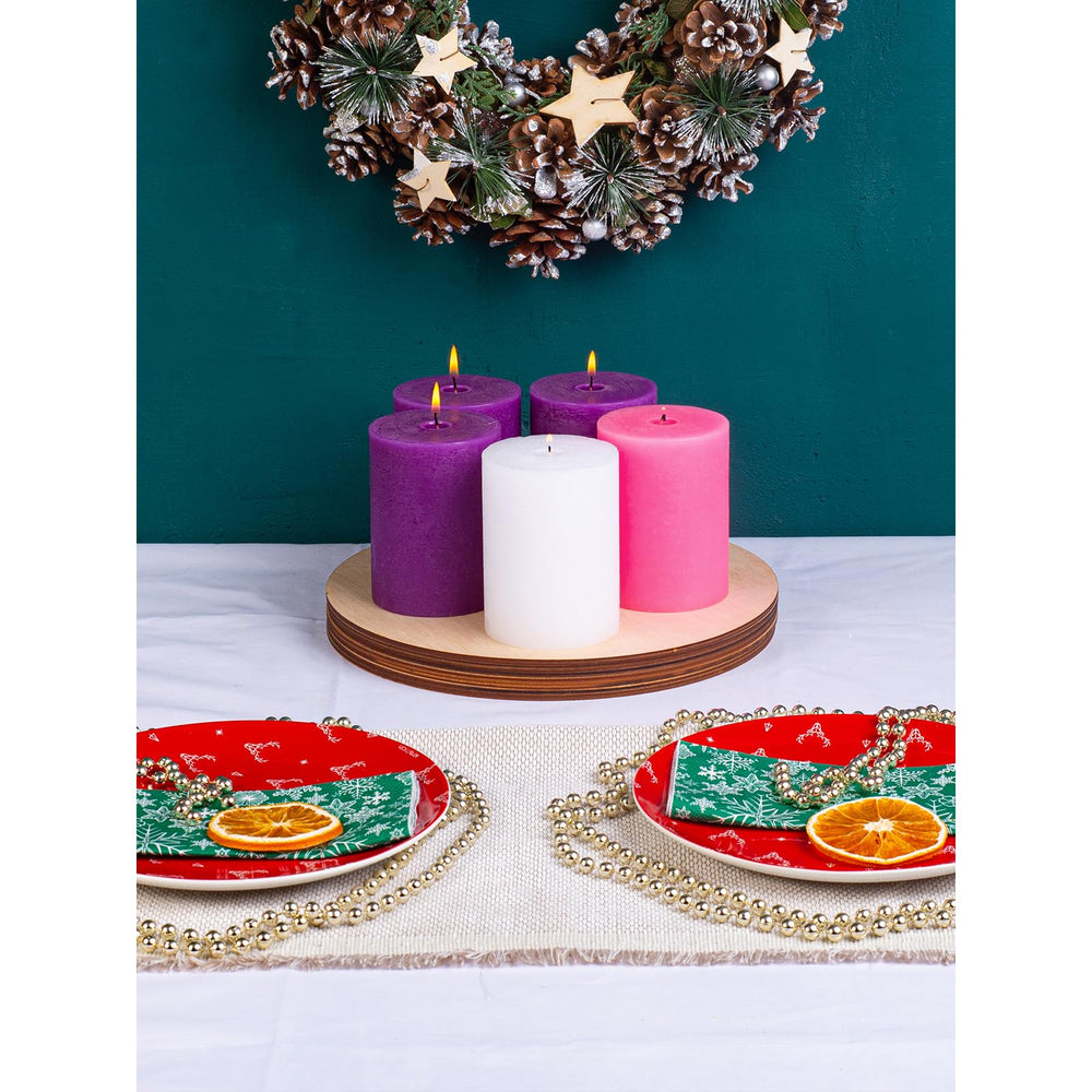 CANDWAX bougie tenue en main montrant l'échelle et la taille 3x4 pouces